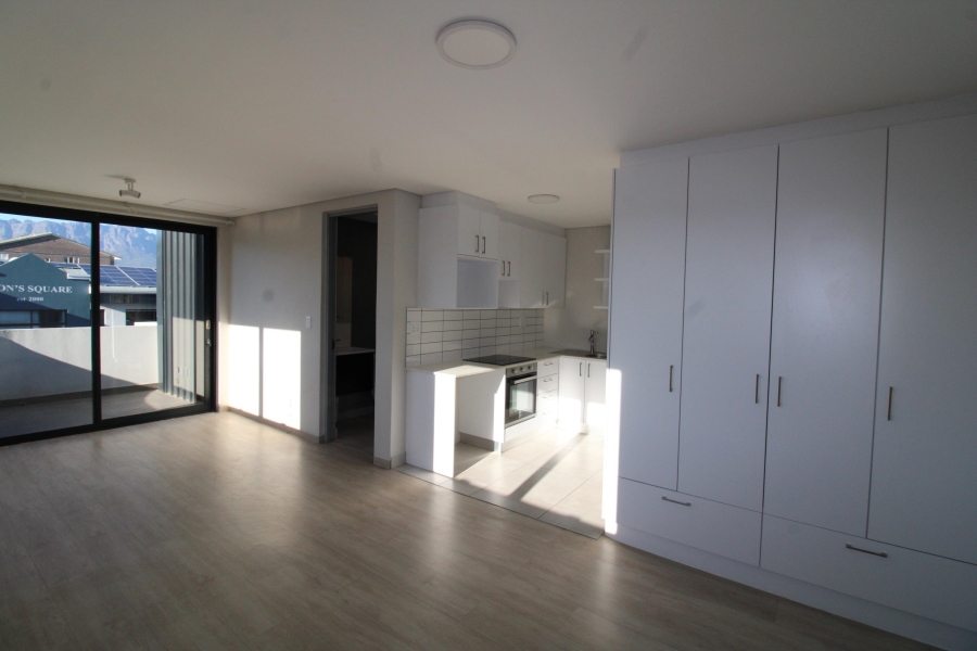 To Let 1 Bedroom Property for Rent in Somerset West Western Cape